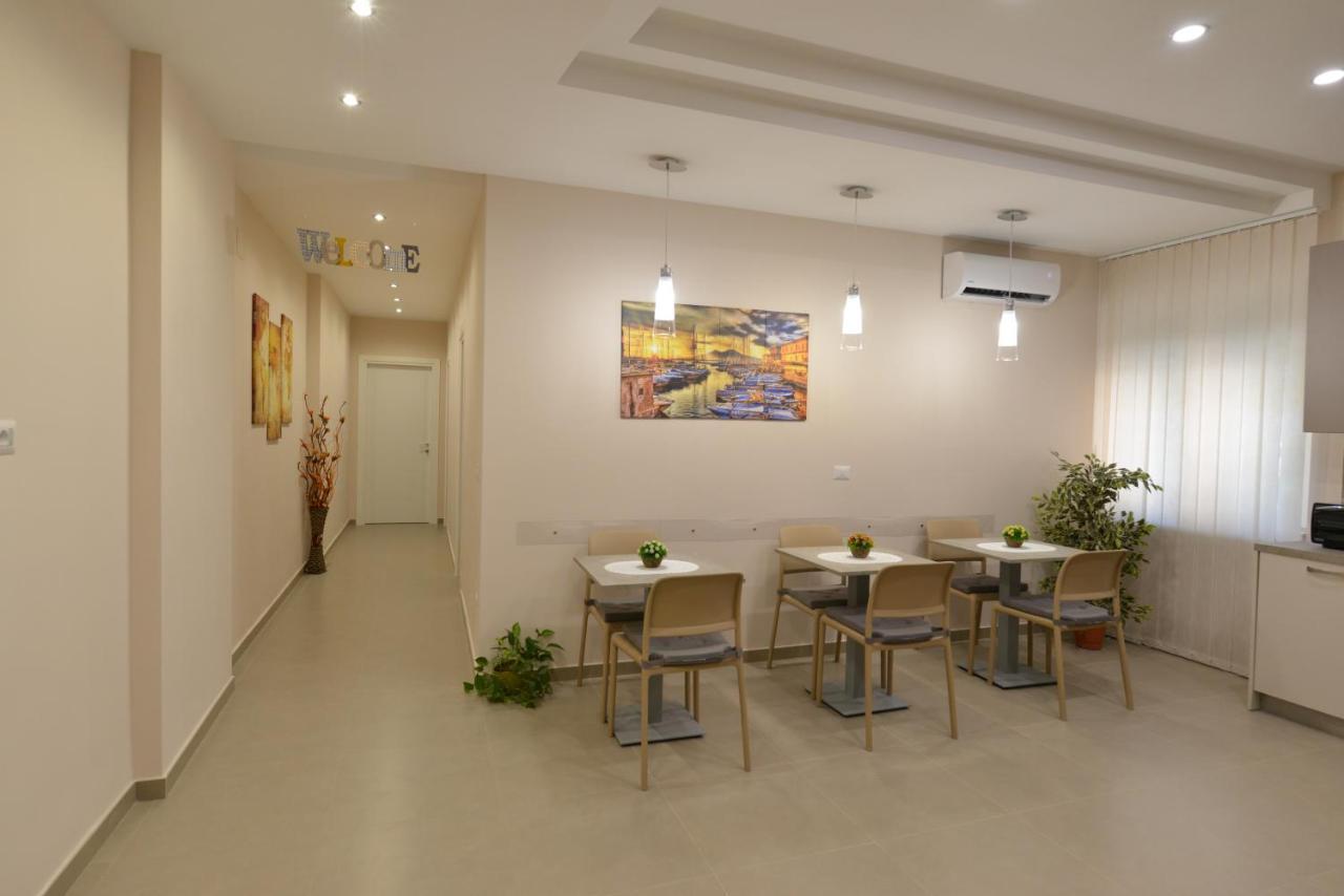 Dioclezianorooms Naples Exterior photo
